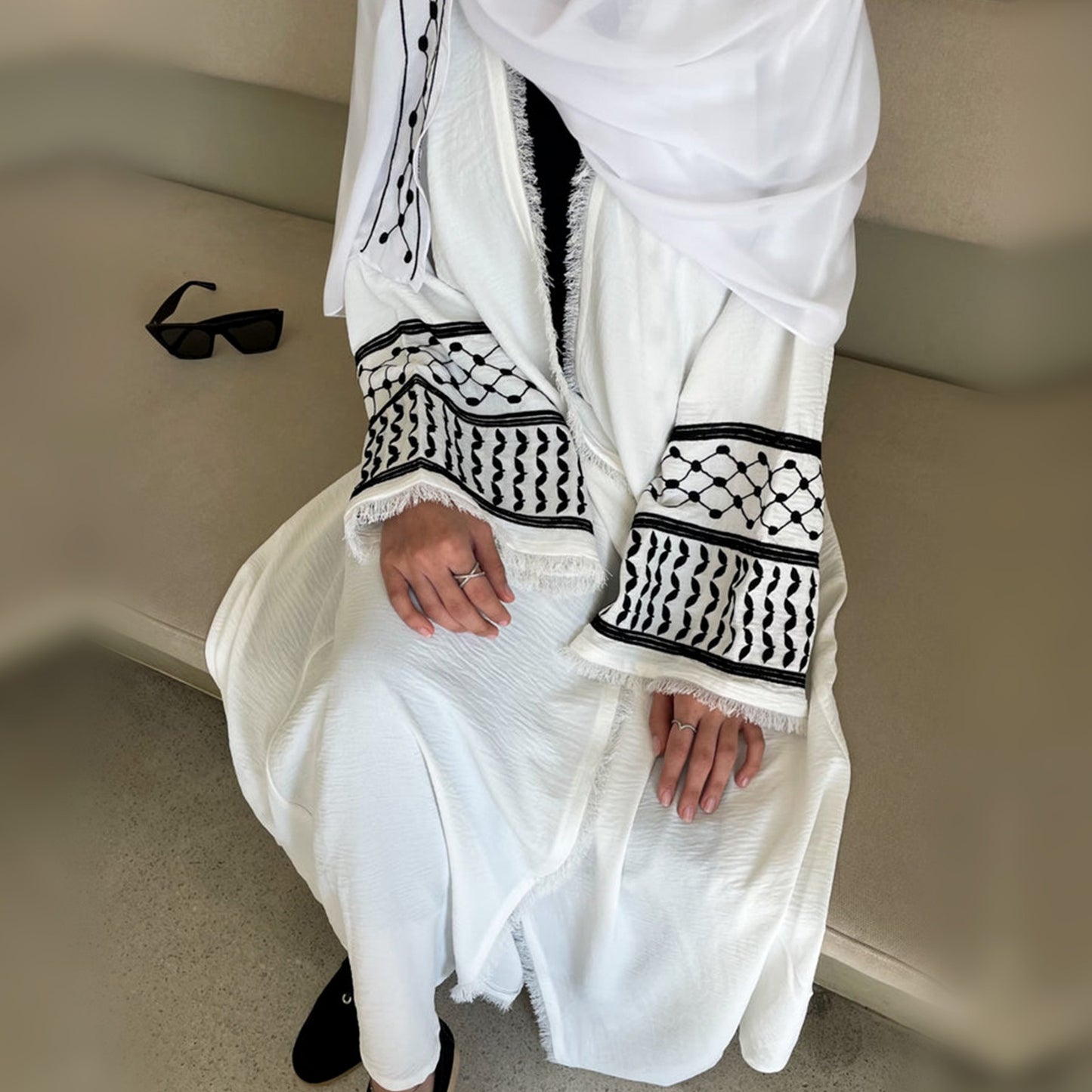 Palastine Open Abaya-White