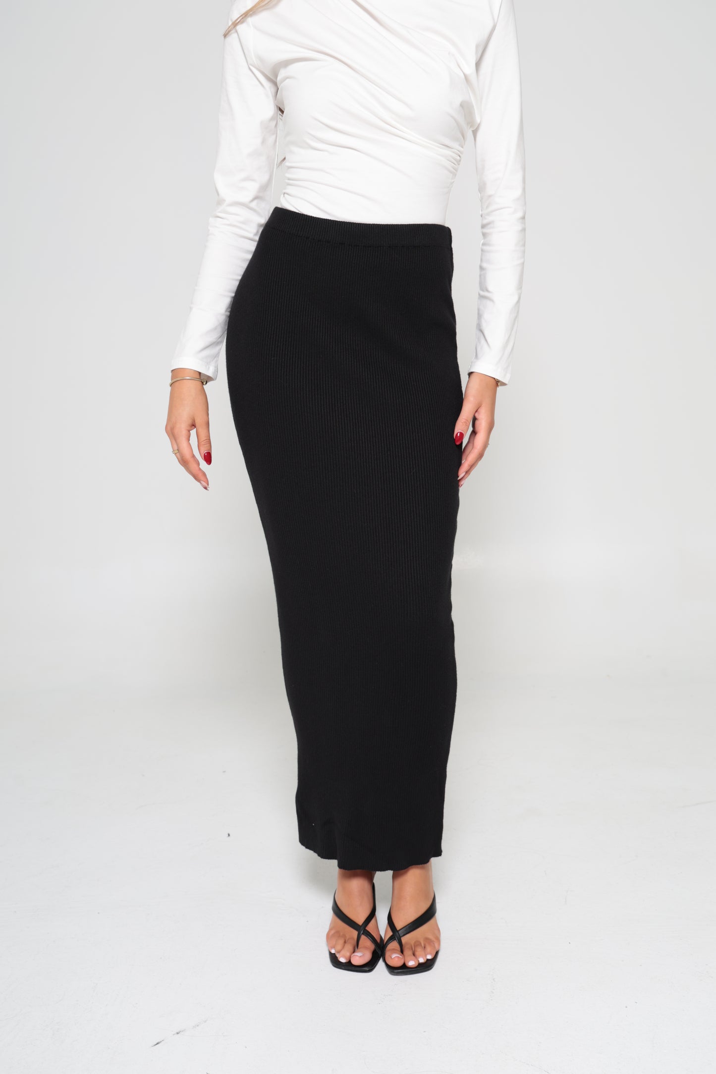 Ribbed Skirt-Black