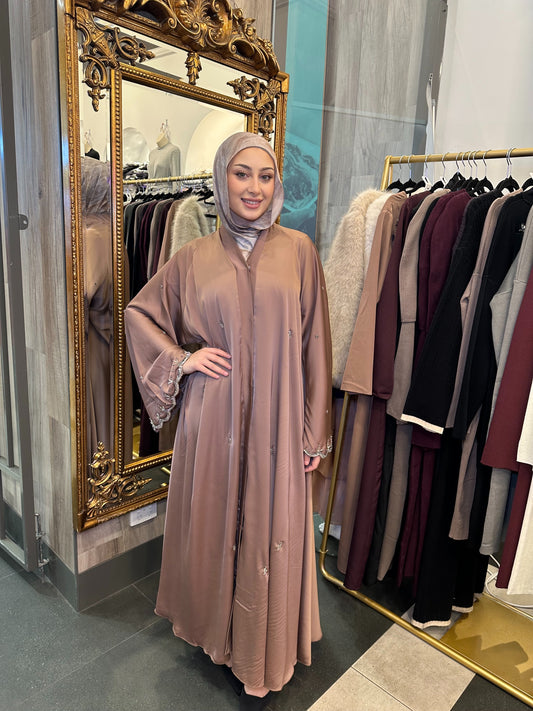 Muntaha Abaya