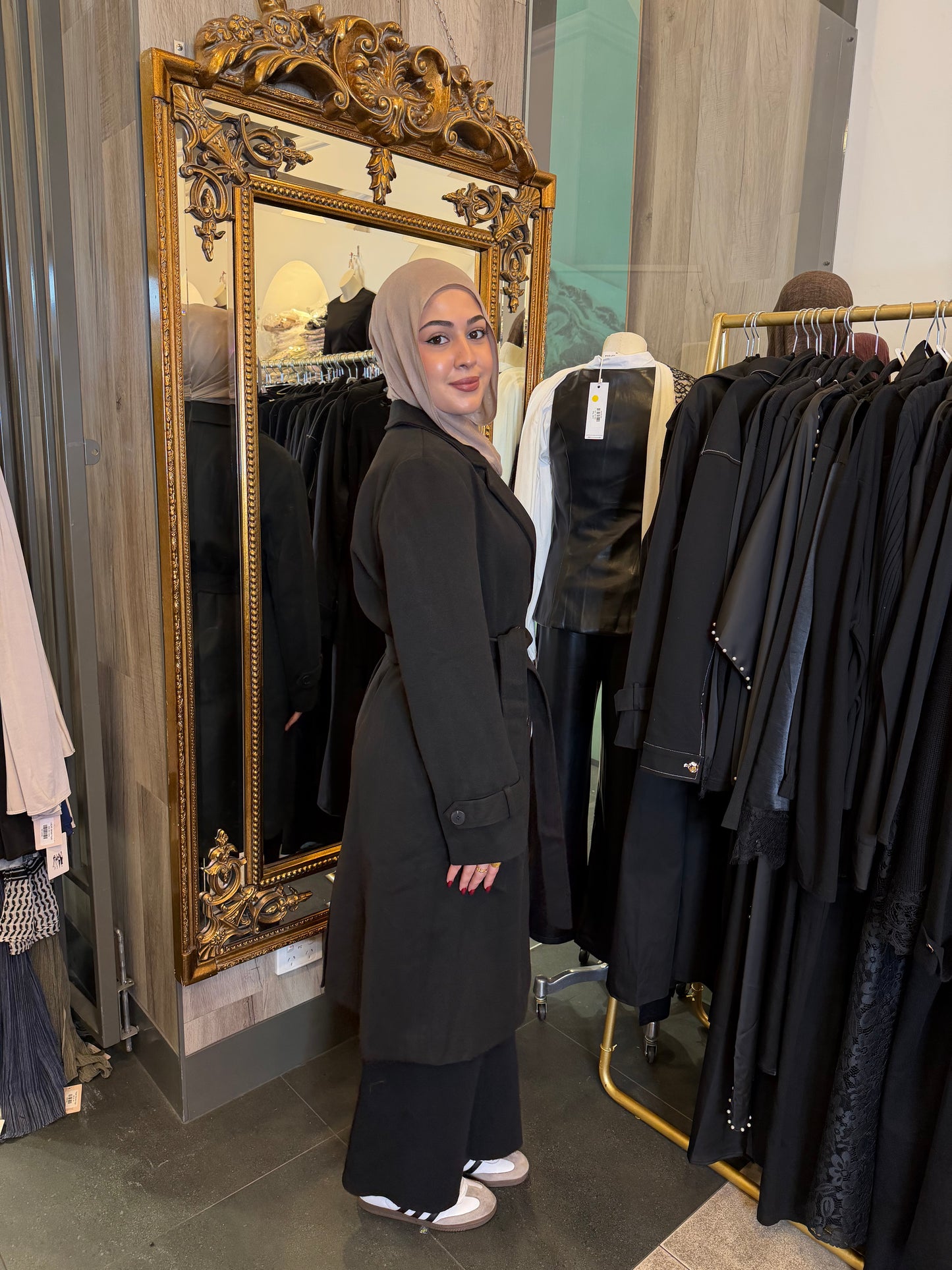 Isra Wool Coat