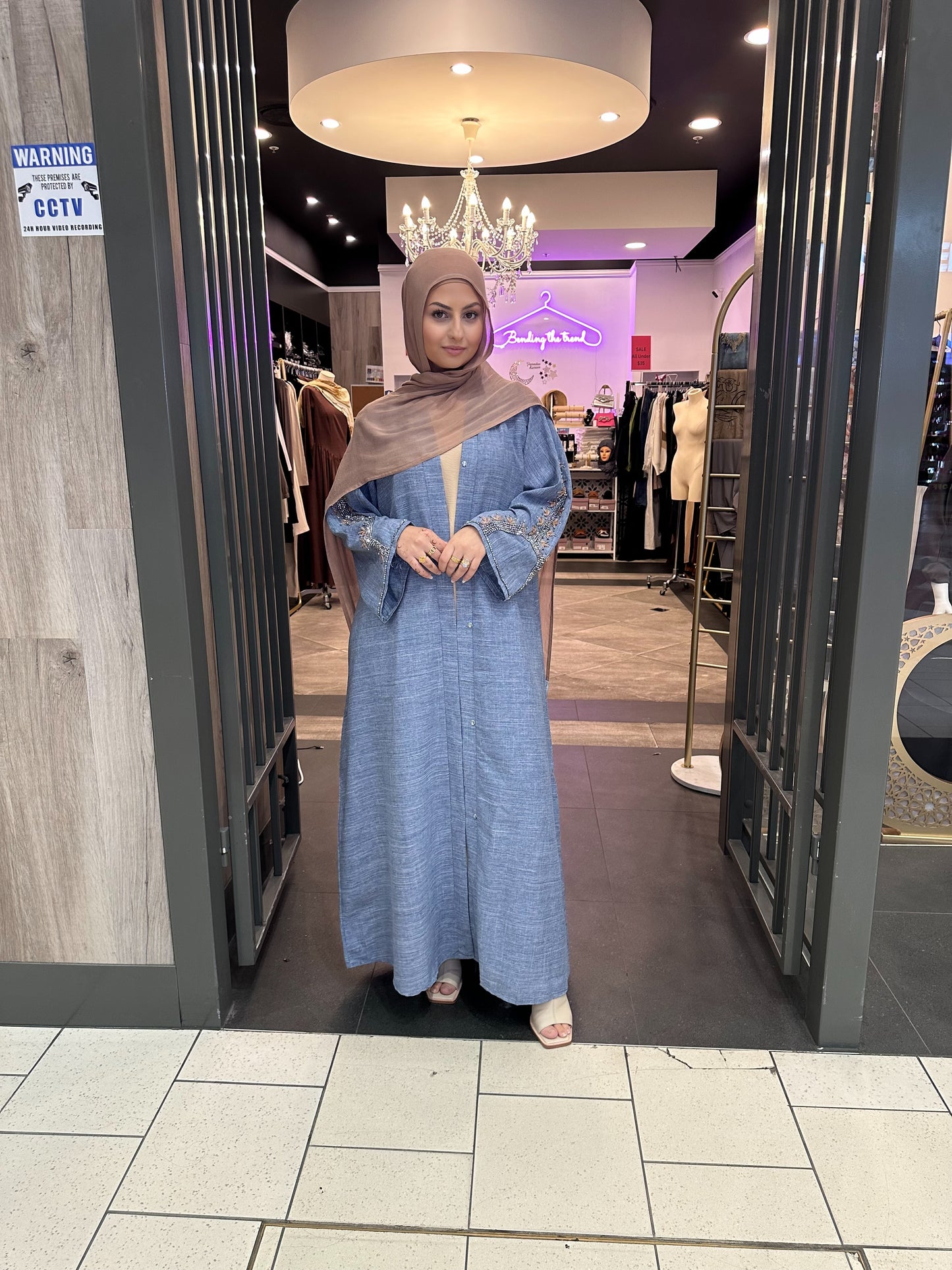 Open Sequence abaya
