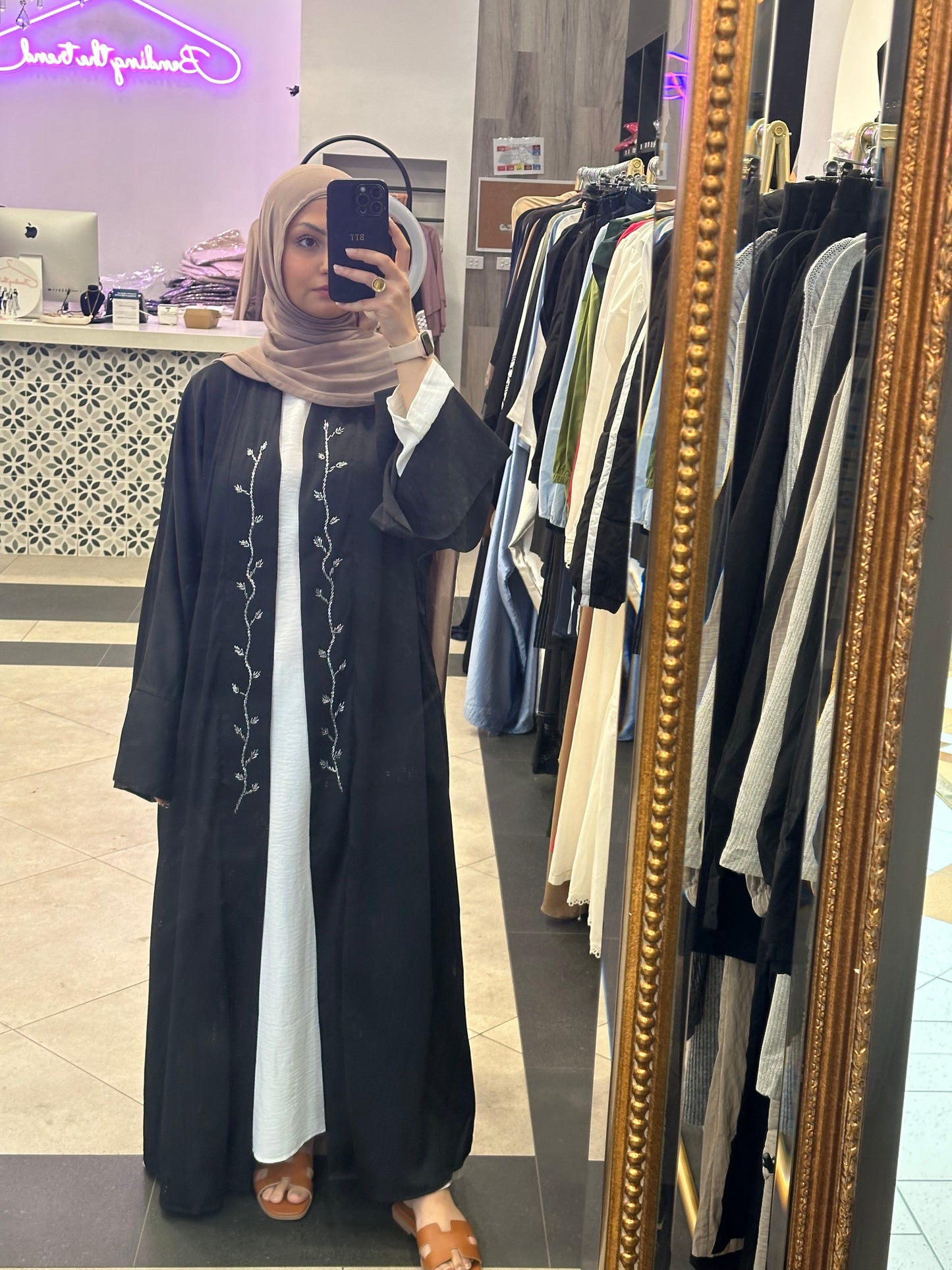 Lamya Open Abaya - Black