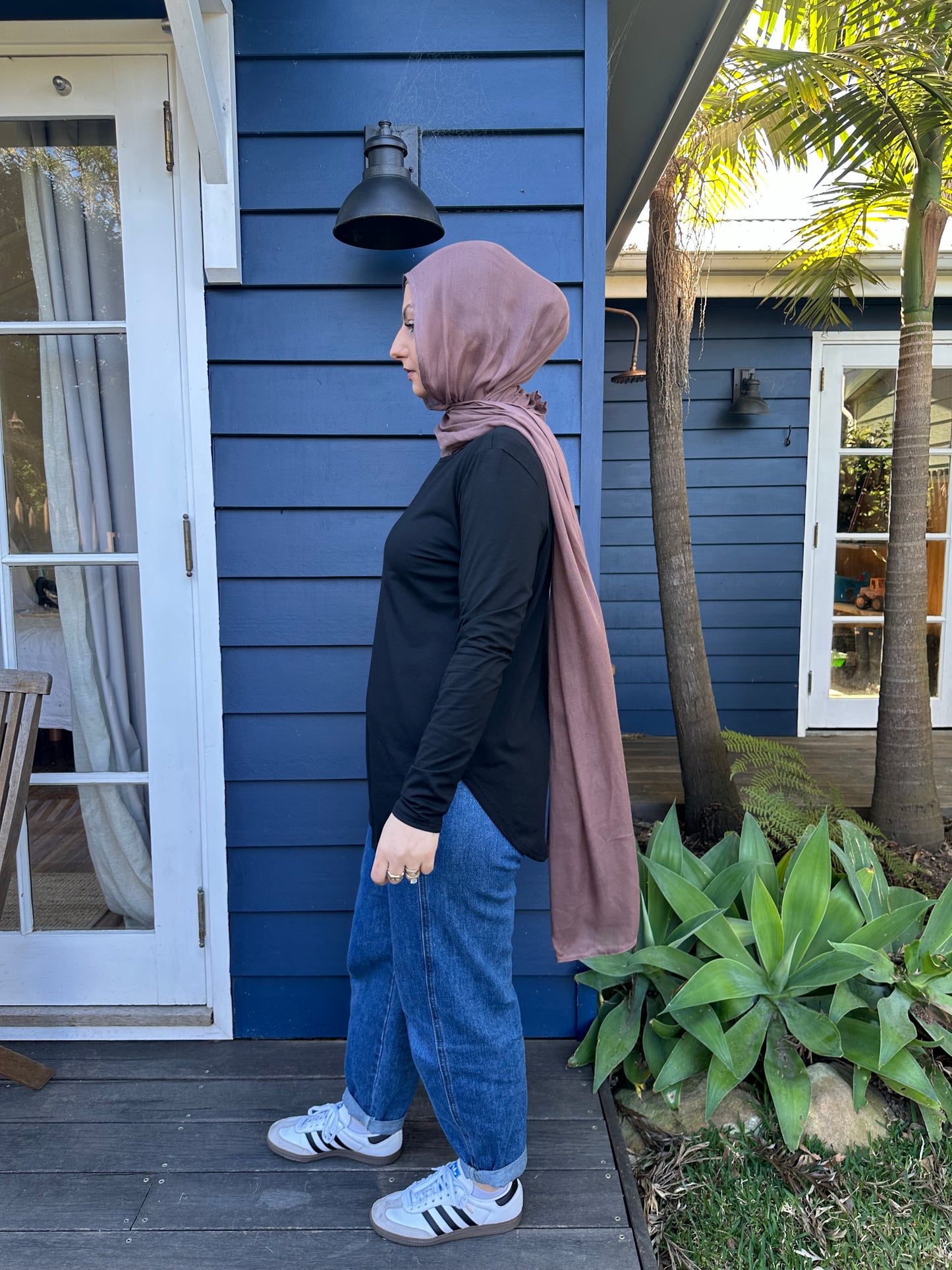 Basic black top- short