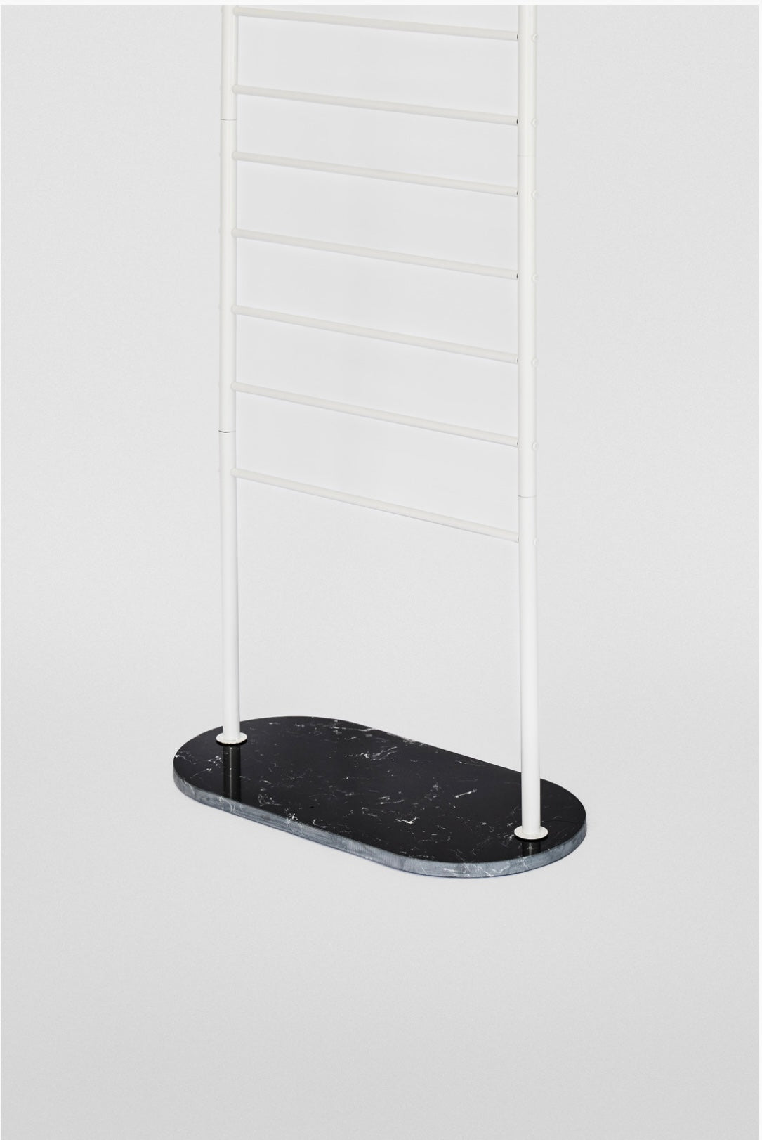Hijab Stand-White