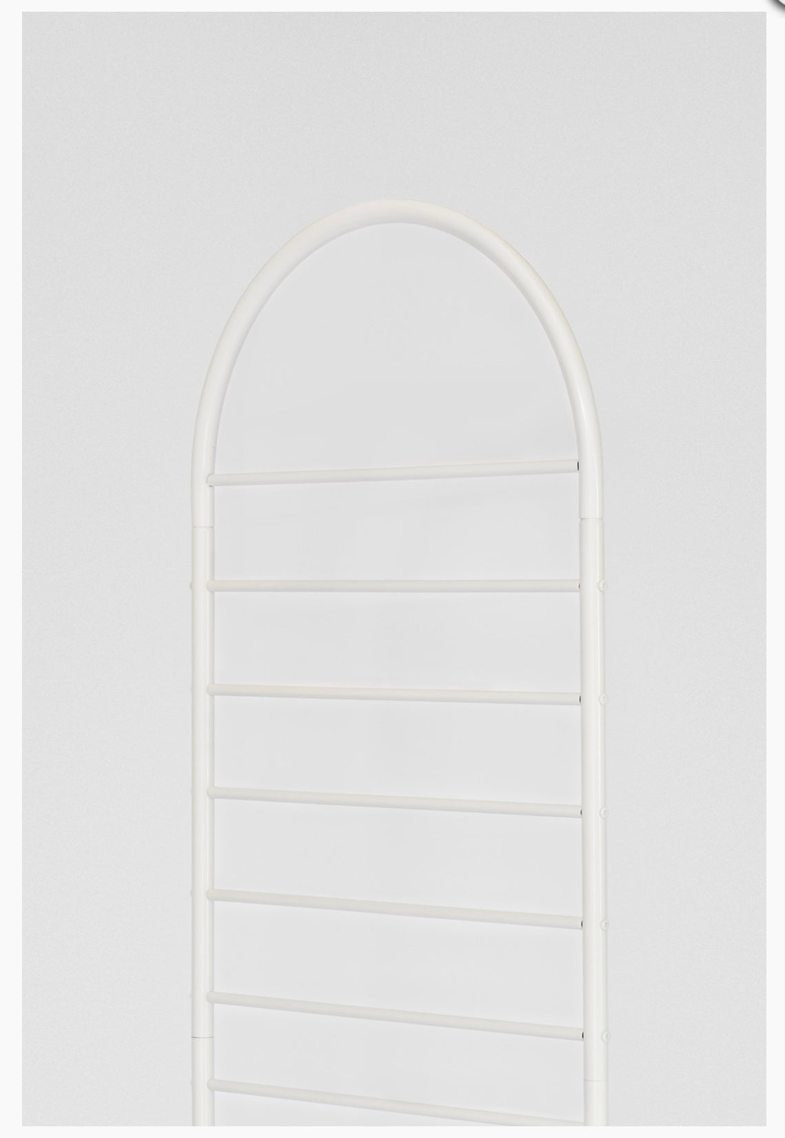 Hijab Stand-White