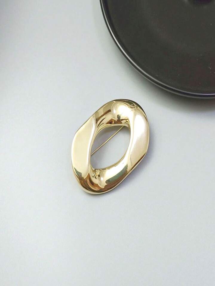 Brooch