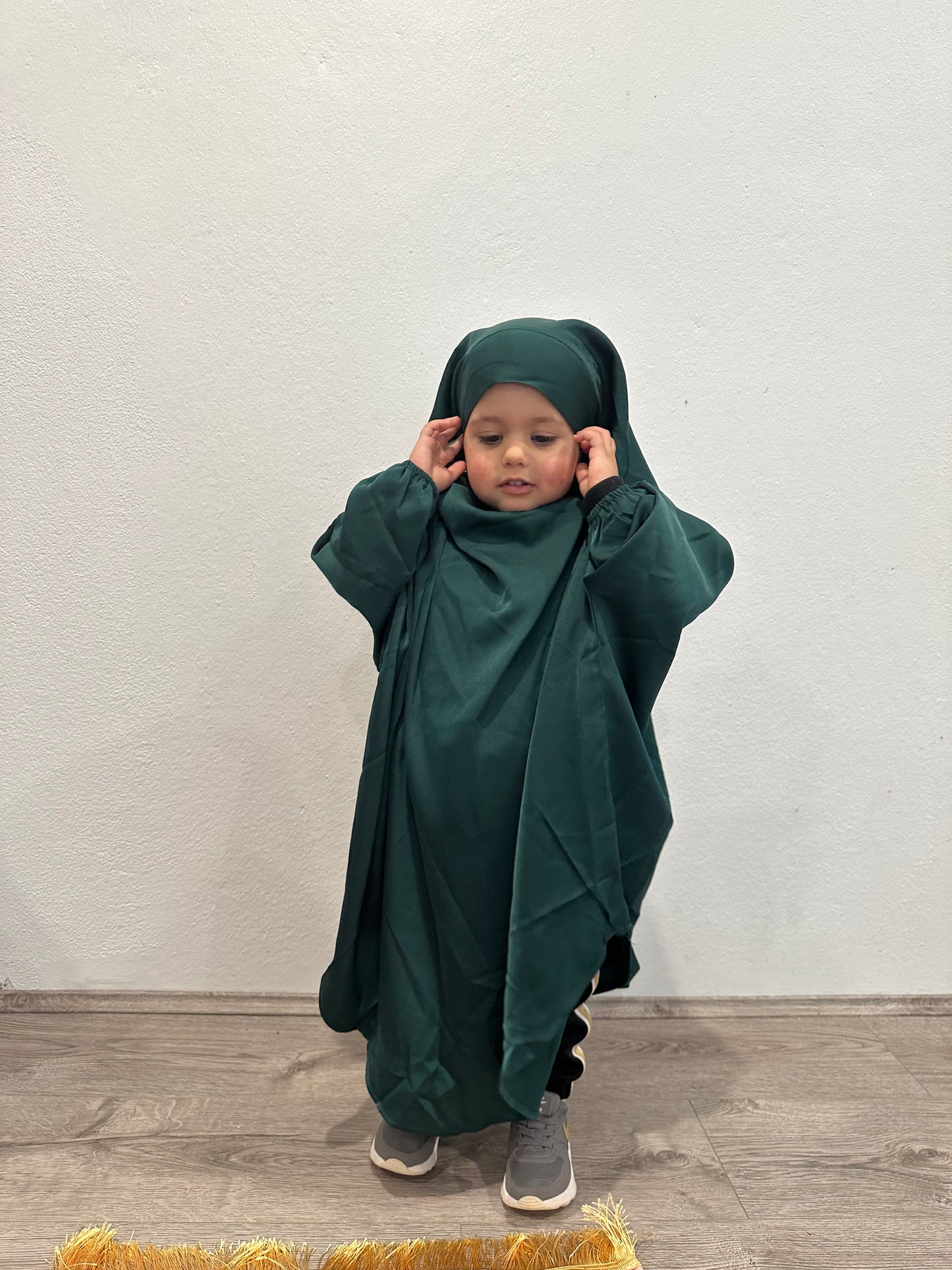 Sahar jilbab Satin Green