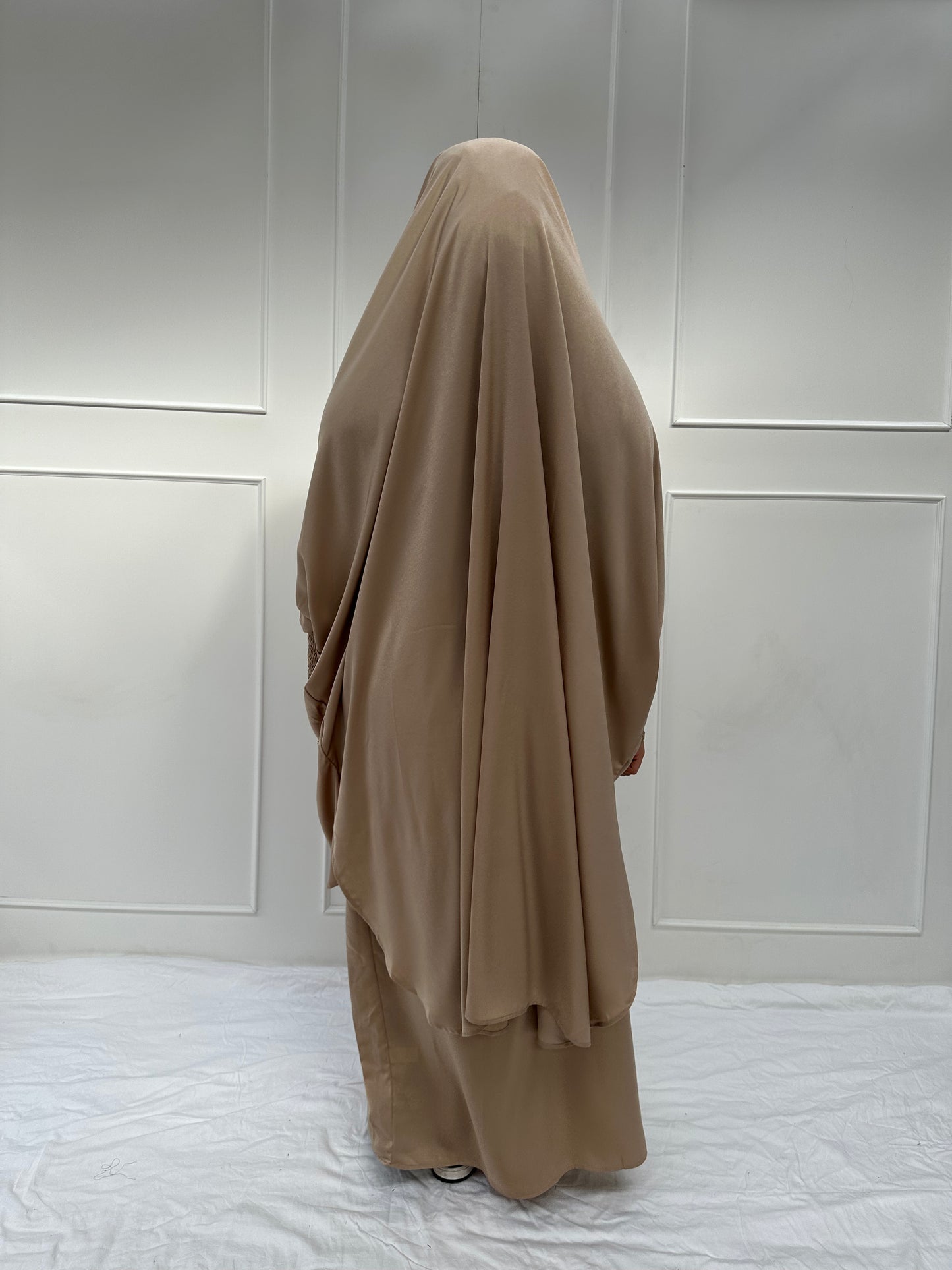 Aisha Jilbab Beige