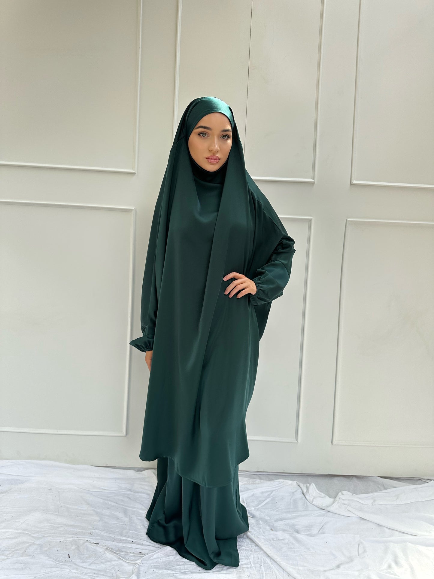 Sahar Jilbab Satin Green