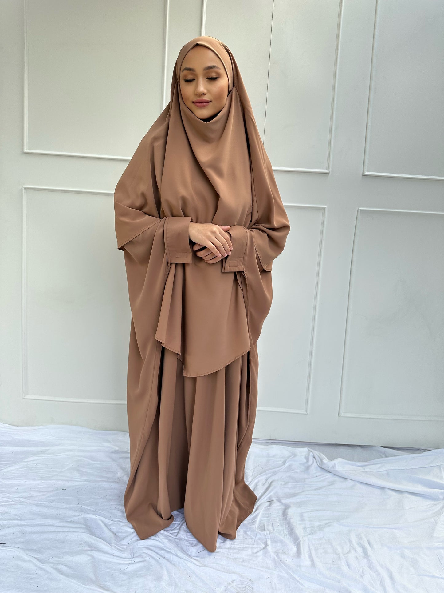 Yasmine Abaya khaki
