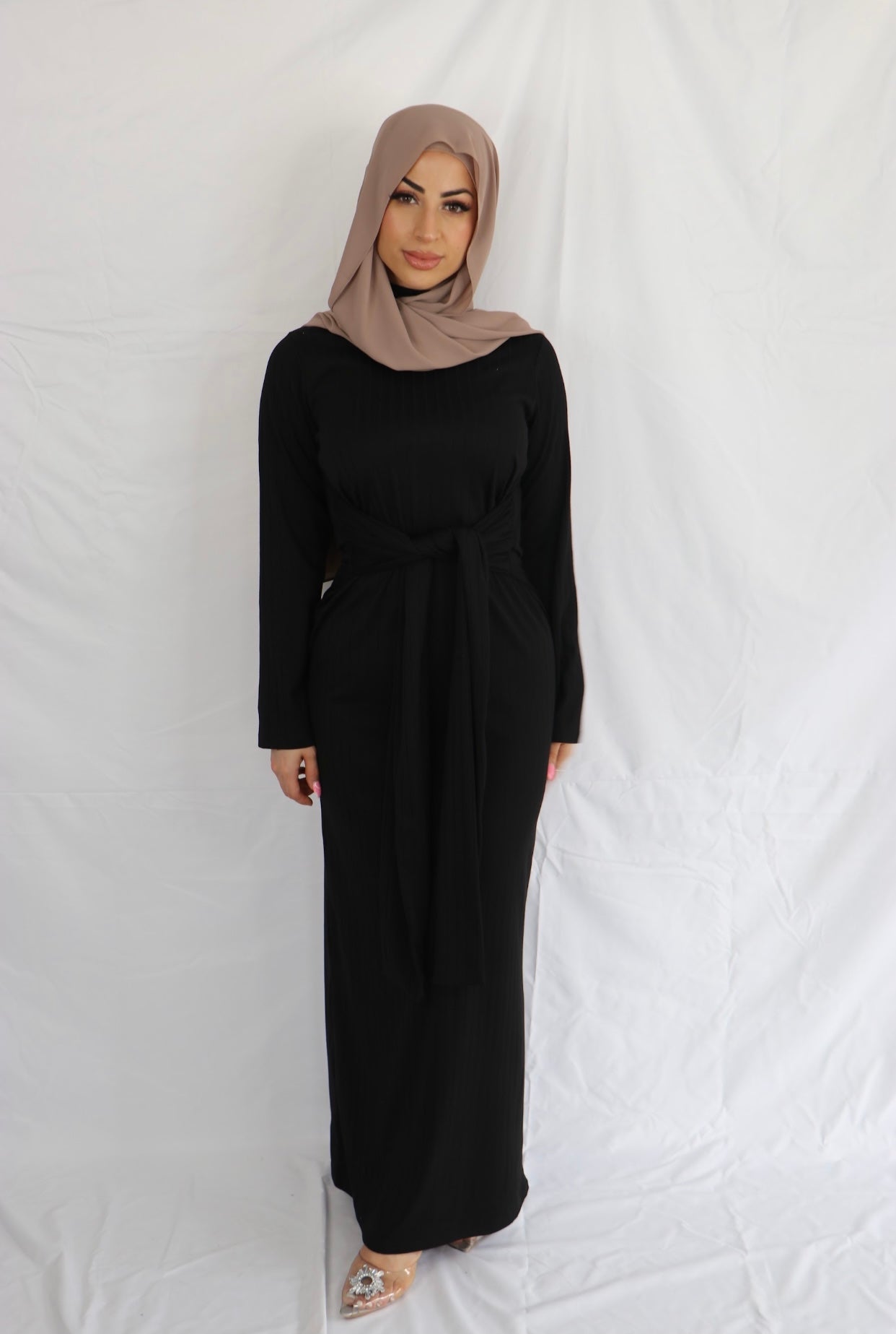 Ariana Ribbed Maxi Dress-Black