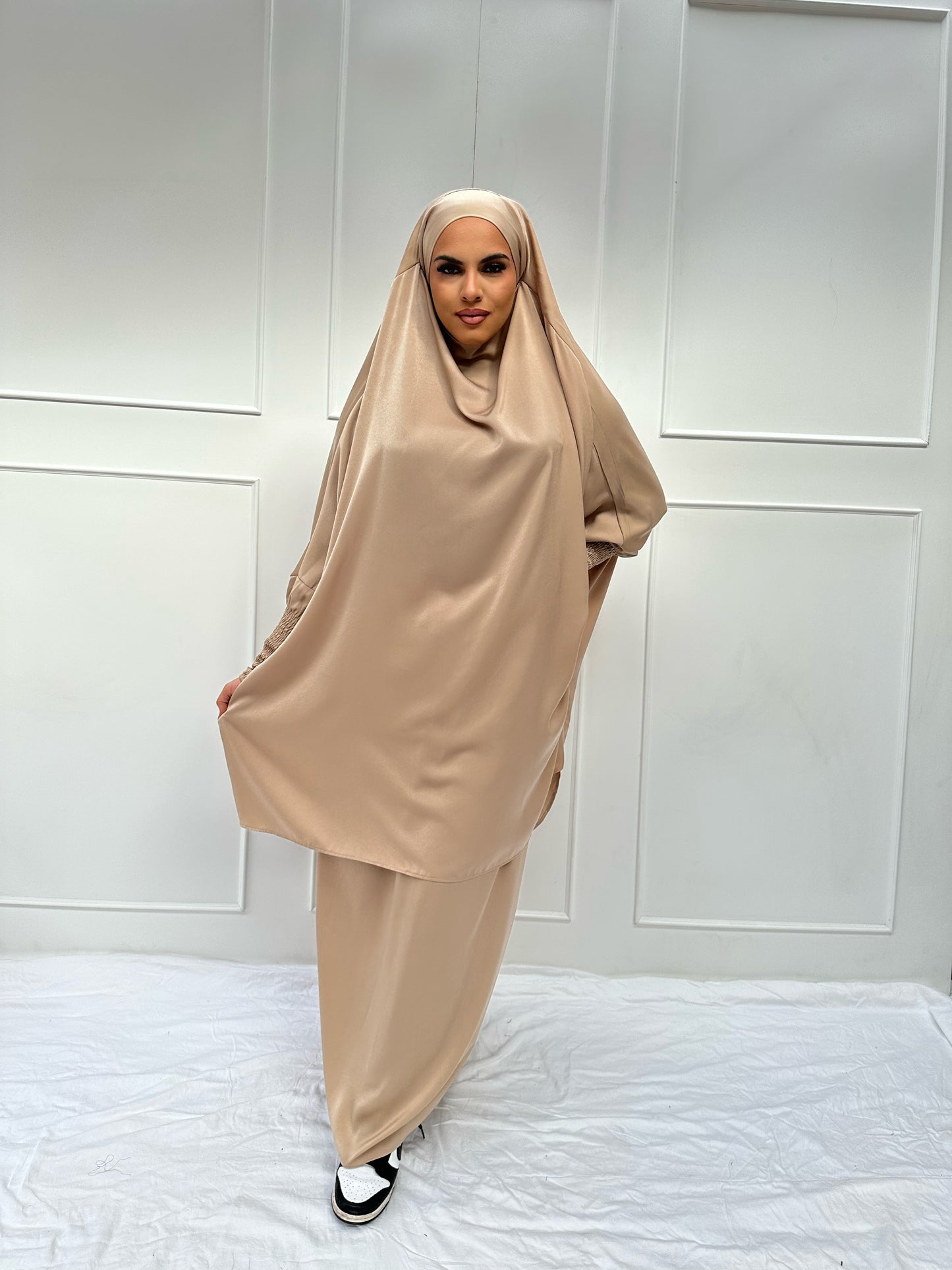 Aisha Jilbab Beige
