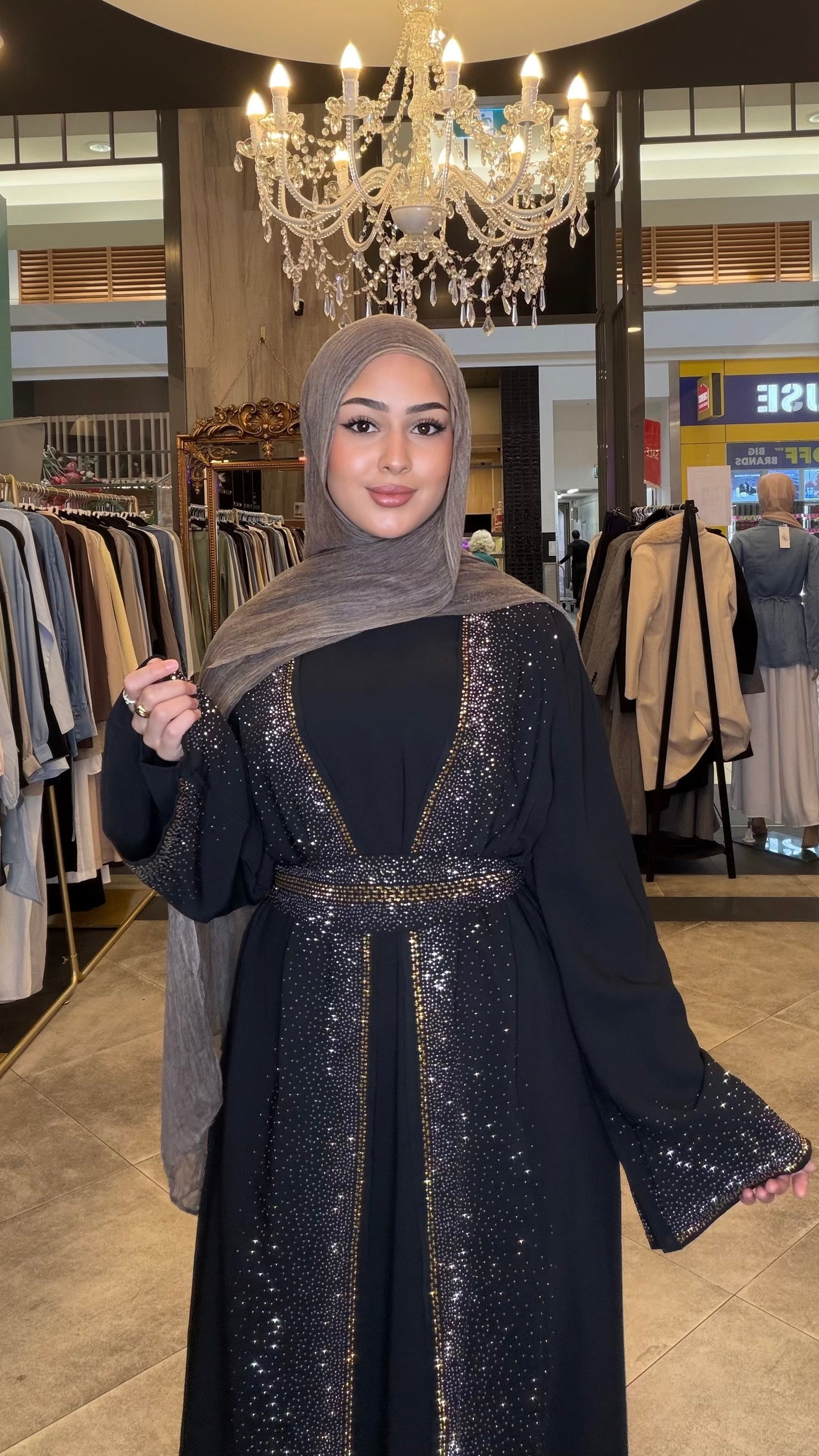 Layl Eclipse abaya