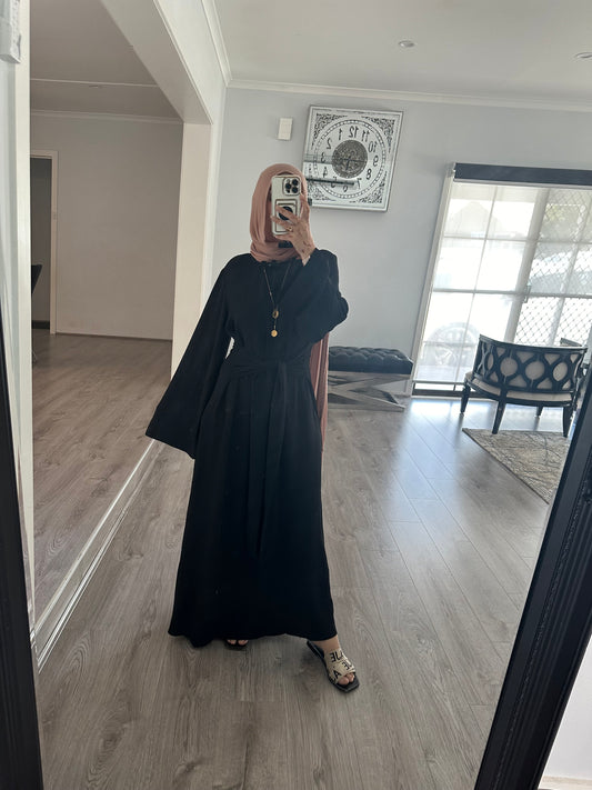 Qamar Abaya Black