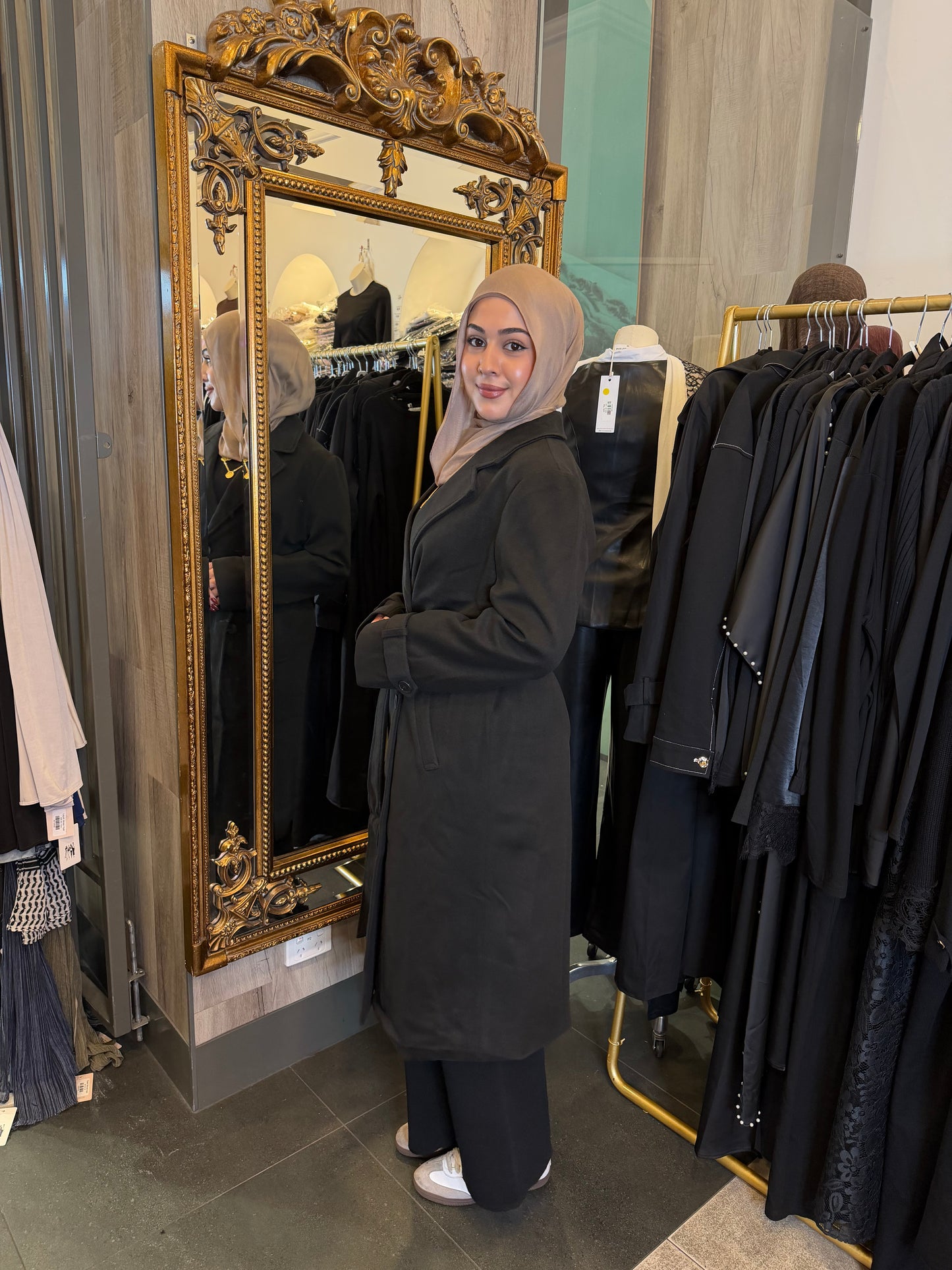 Isra Wool Coat