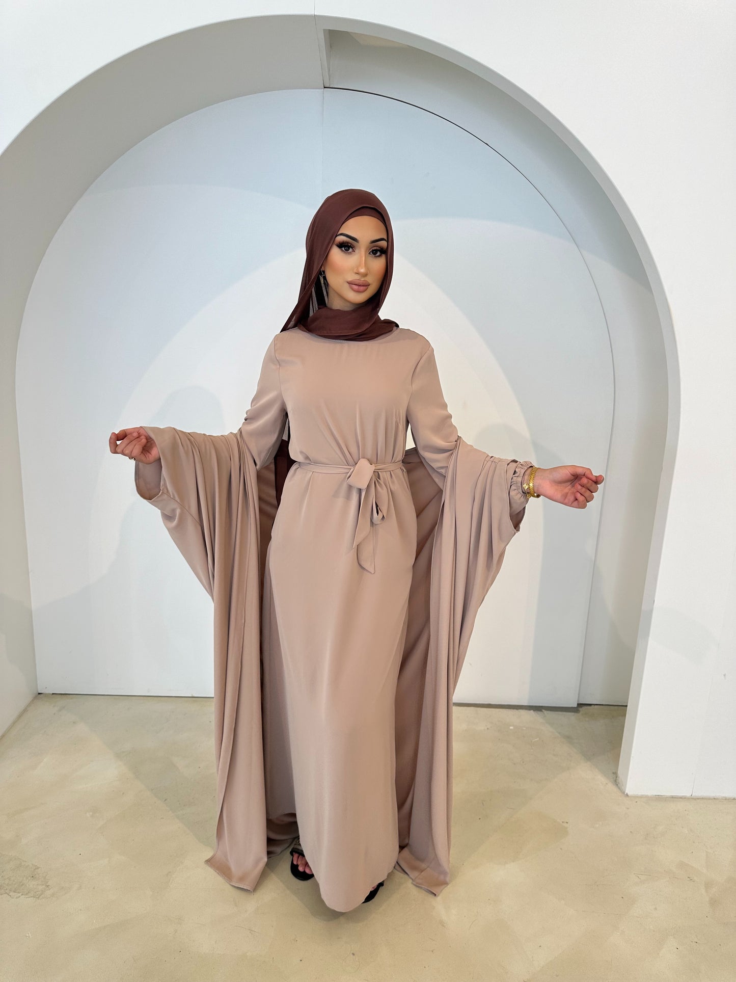 Rahma Abaya Set-Beige