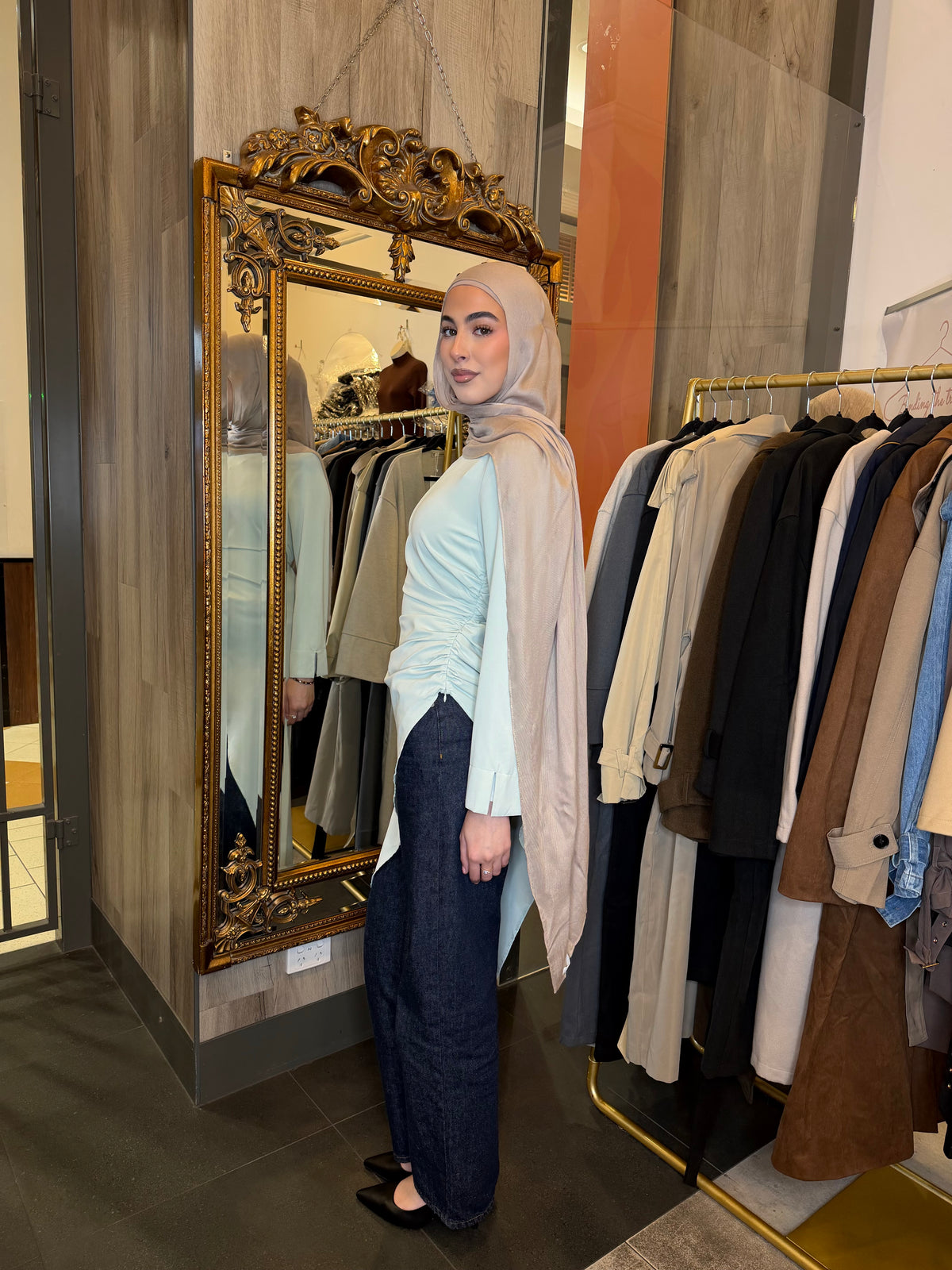 Safa Asymmetric Top
