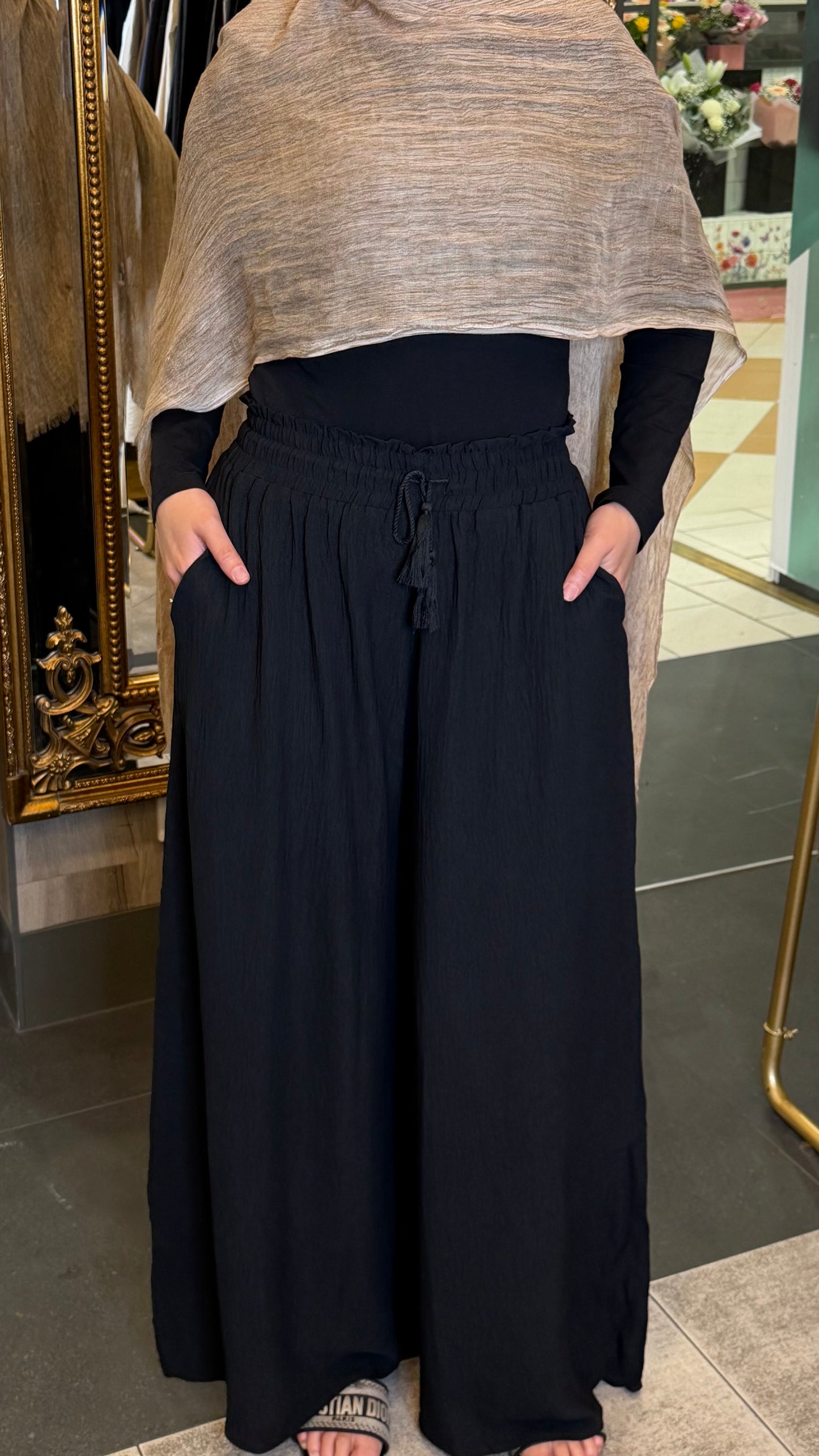 Noor Wide Leg Pants