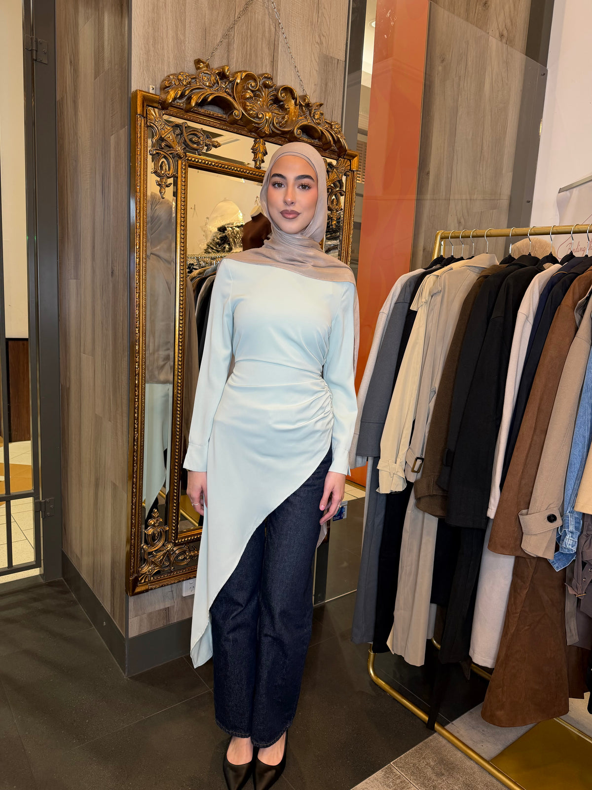 Safa Asymmetric Top