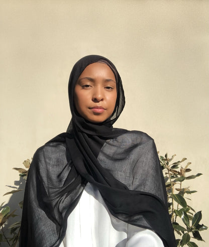 Black modal hijab