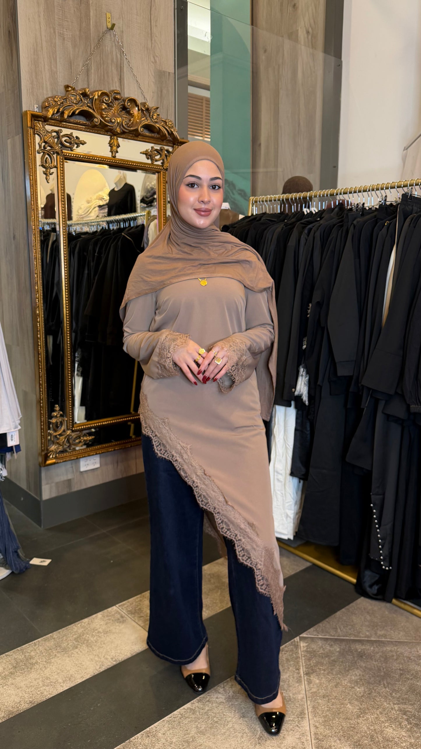 Alara Asymmetric Top