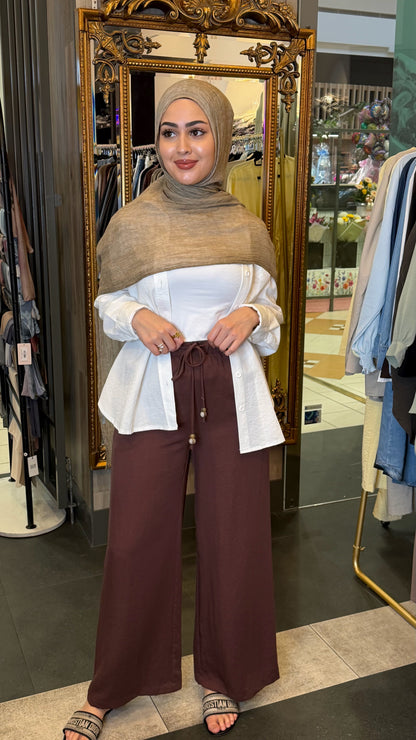 Textured pants with bead toggle