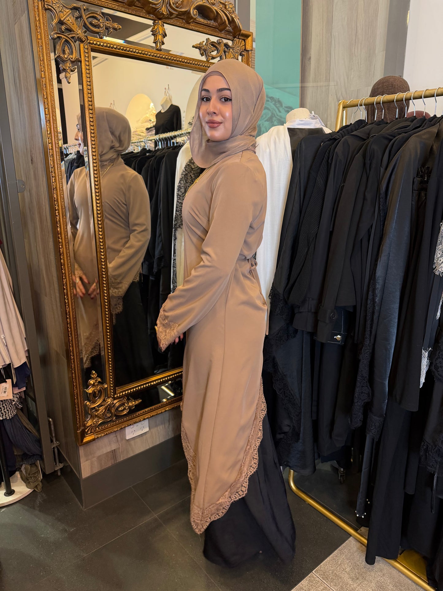 Alara Asymmetric Top