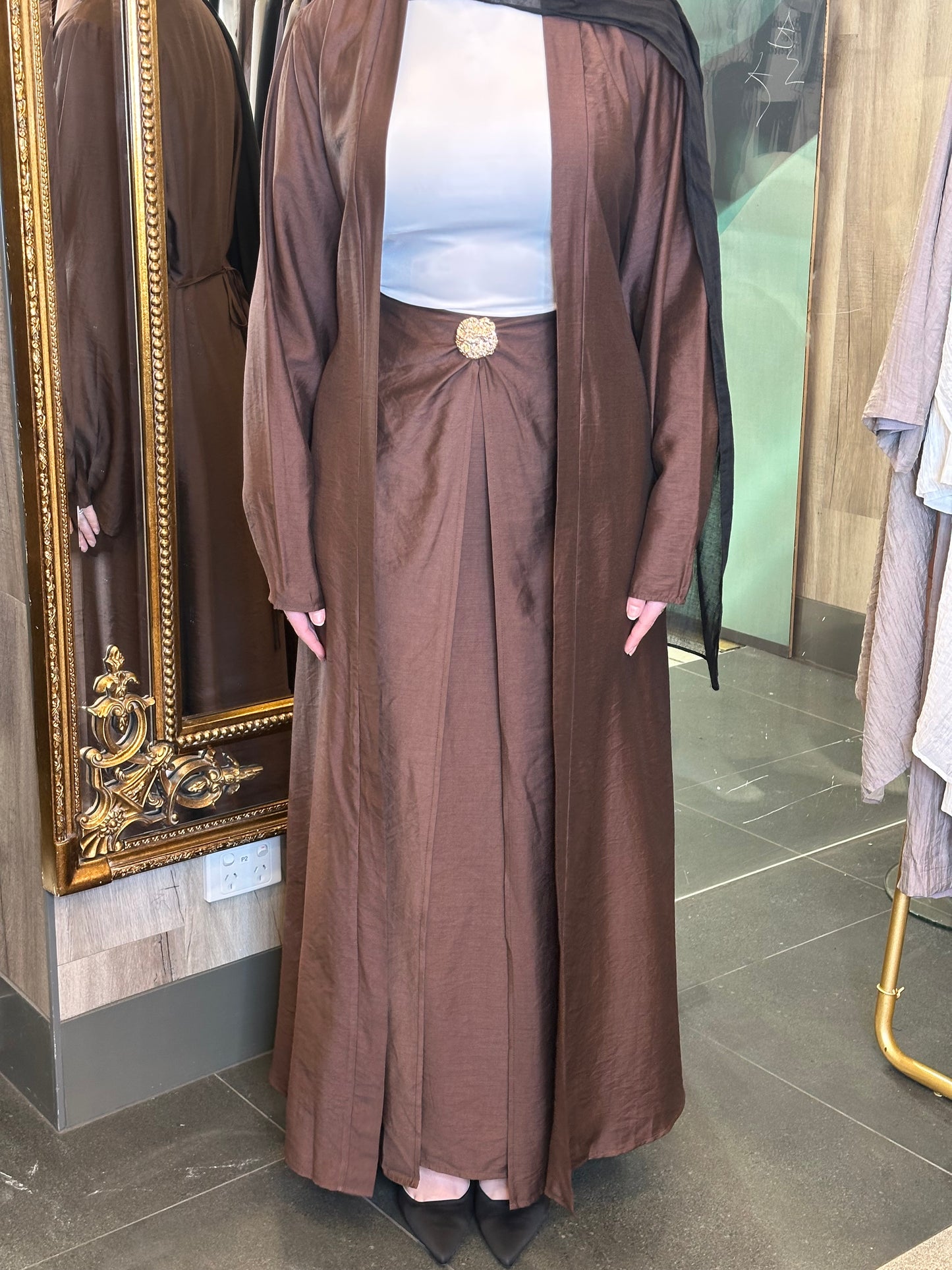 Nesrin Skirt Set