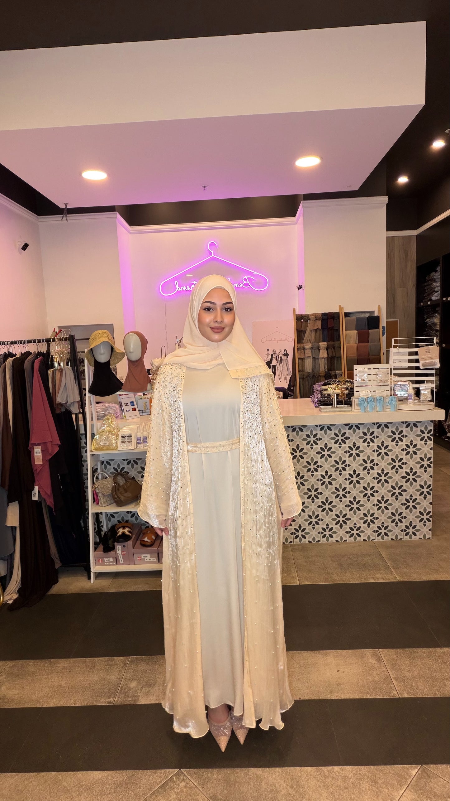 Banin Pearl Abaya