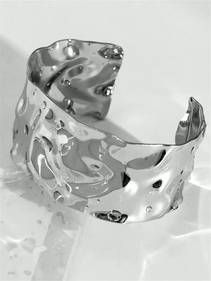 Cuff Braclet