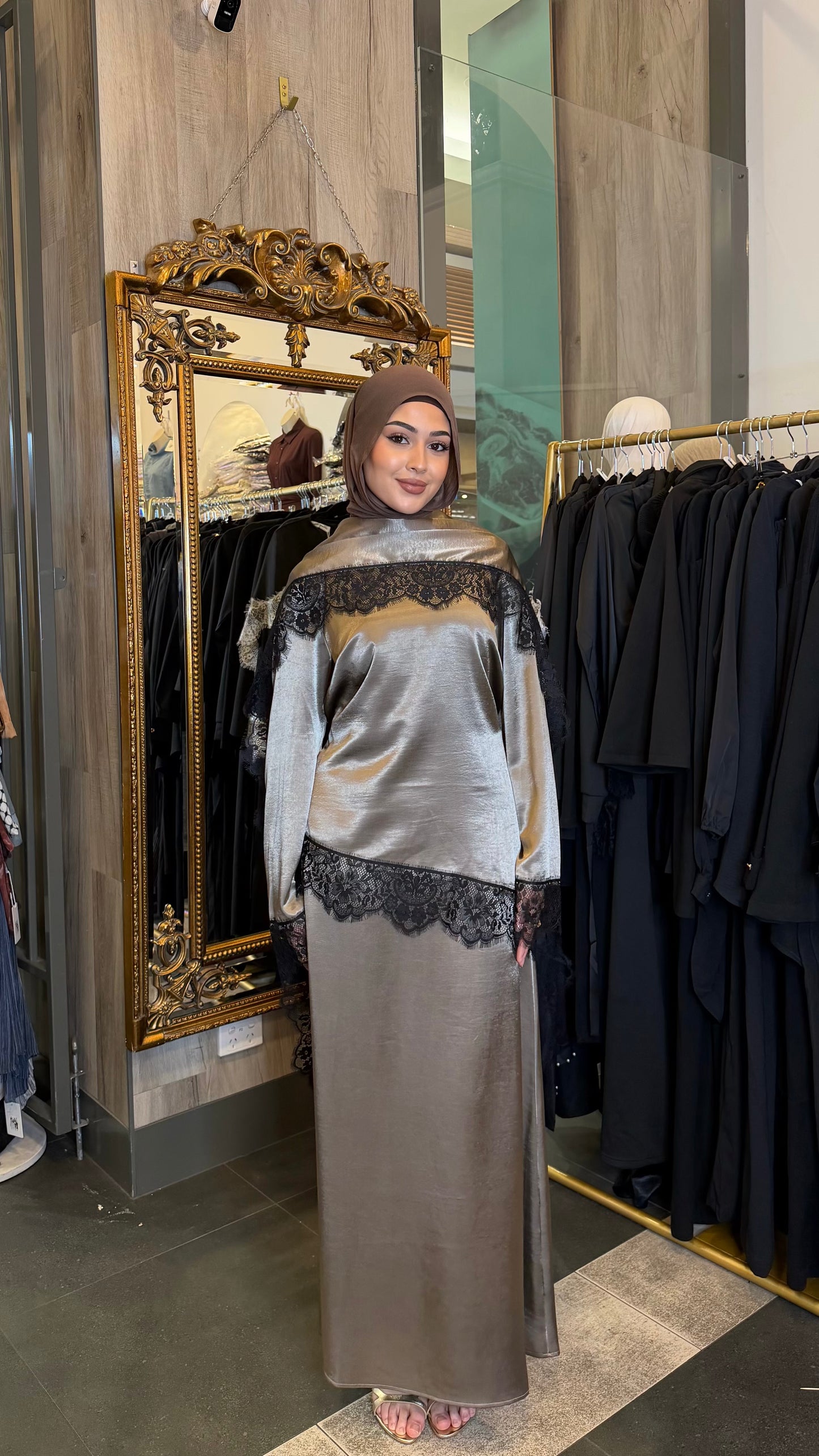Noura Lace Set