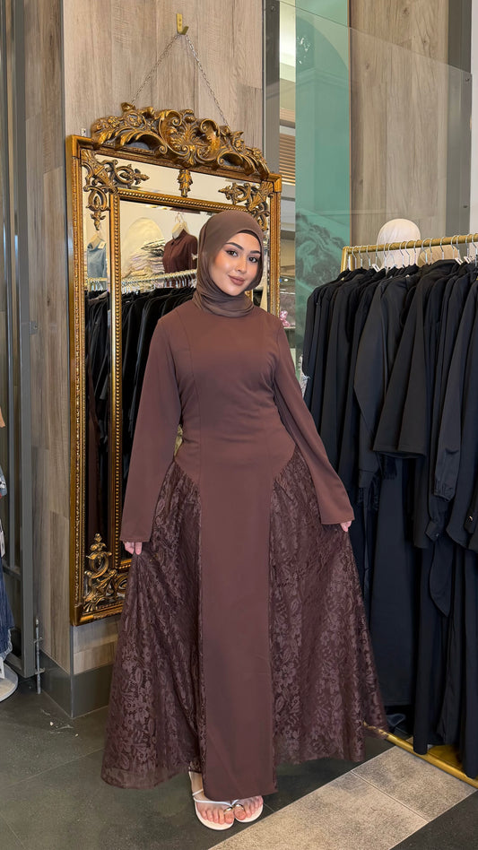Nayla lace dress