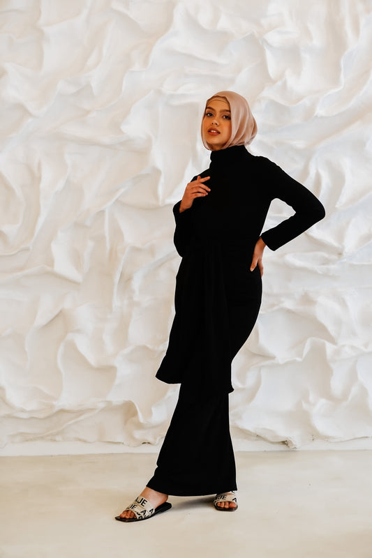 Ariana Ribbed Maxi Dress-Black