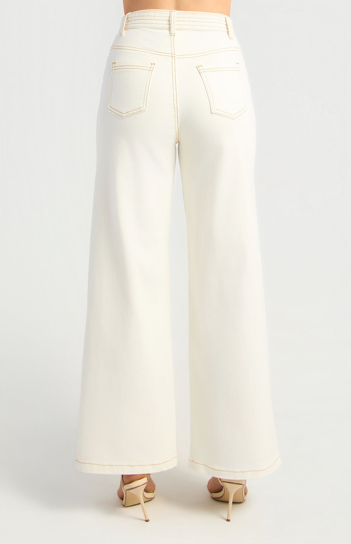 Aveline Belted Jeans