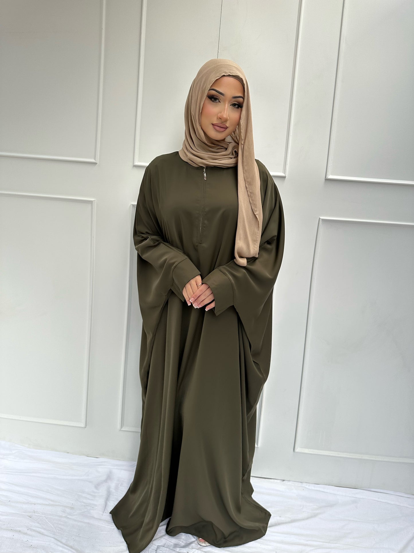 Yasmine Abaya Army Green