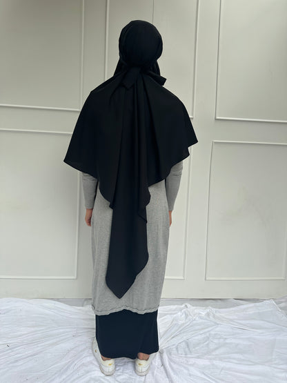 Yasmine Khimar Black